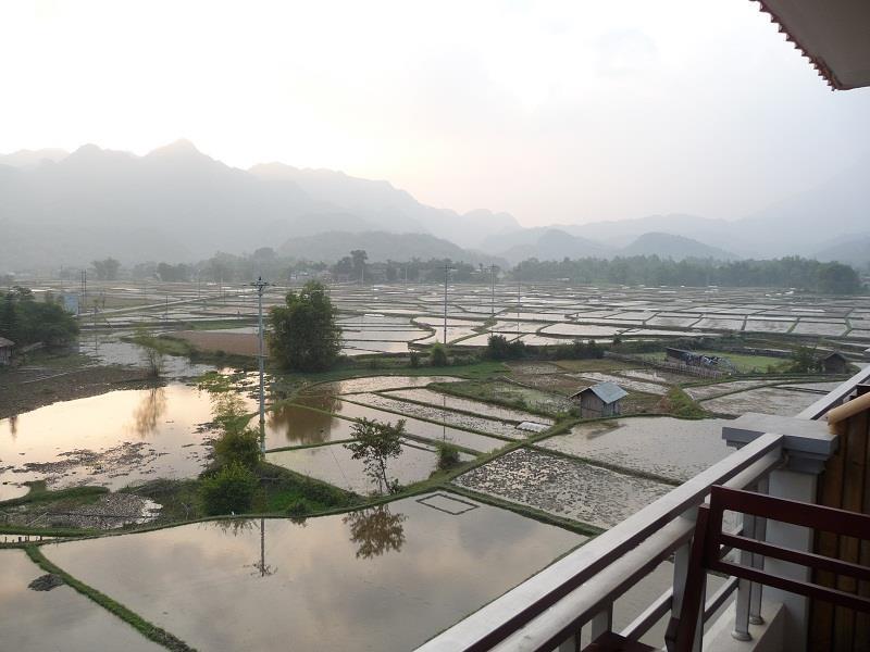 麦洲山谷美景酒店 Hòa Bình 外观 照片